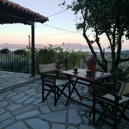 Villa Amfithea Moni Evaggelistrias ภายนอก รูปภาพ